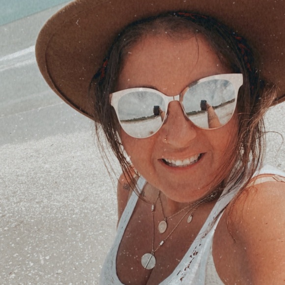 Meet your Posher, Samantha - Picture 4 of 7